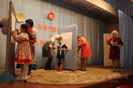 8 марта – праздник женственности и красоты